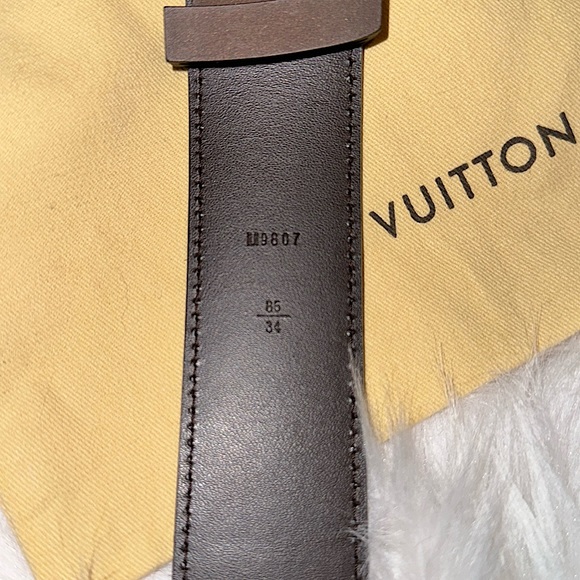 Louis Vuitton LV initials Damier Ebene 40mm Brown LV Logo Leather Belt (unisex) - Picture 5 of 9